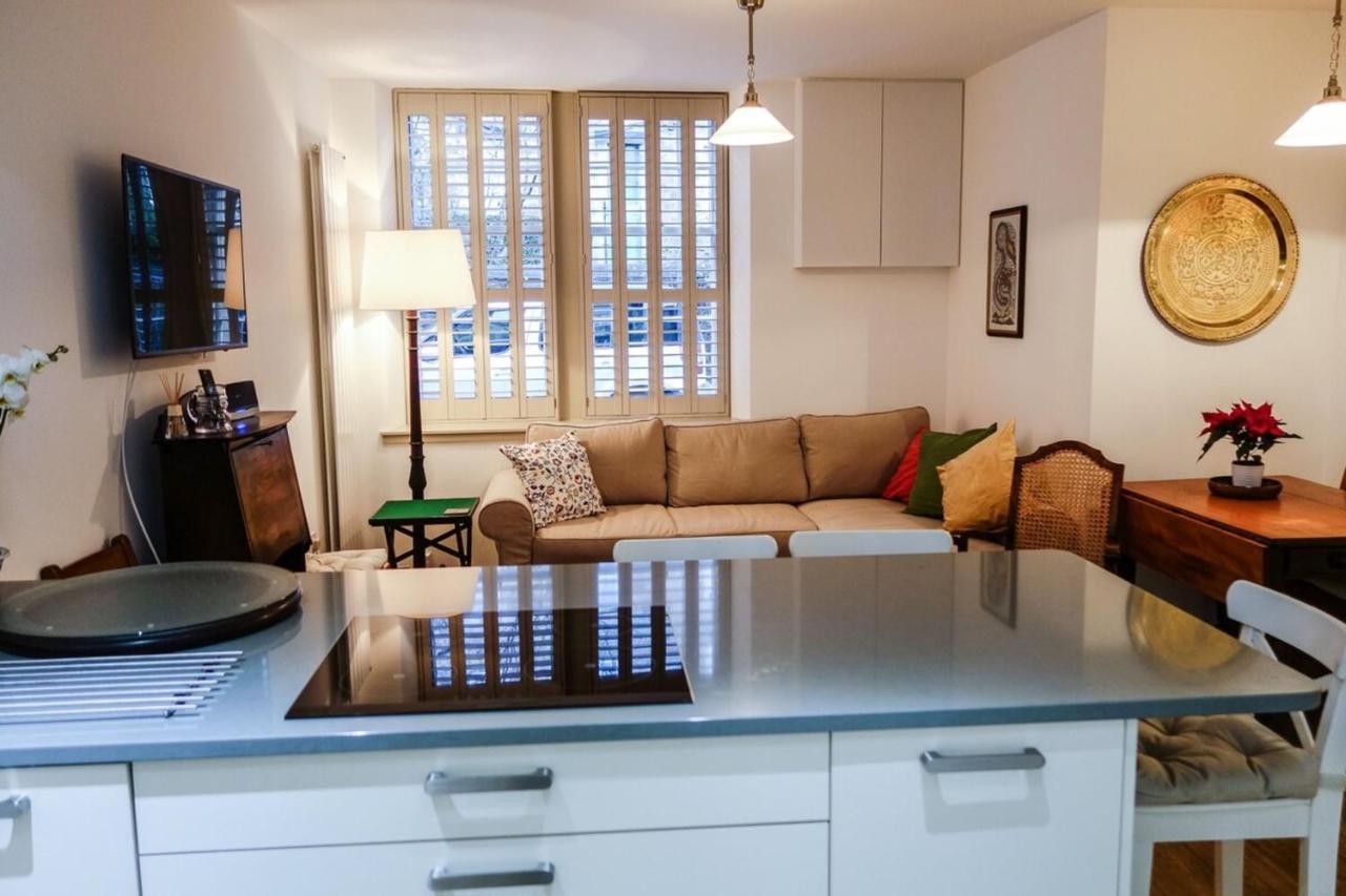 Quiet Ground Floor Mews Flat And Parking Edimburgo Exterior foto