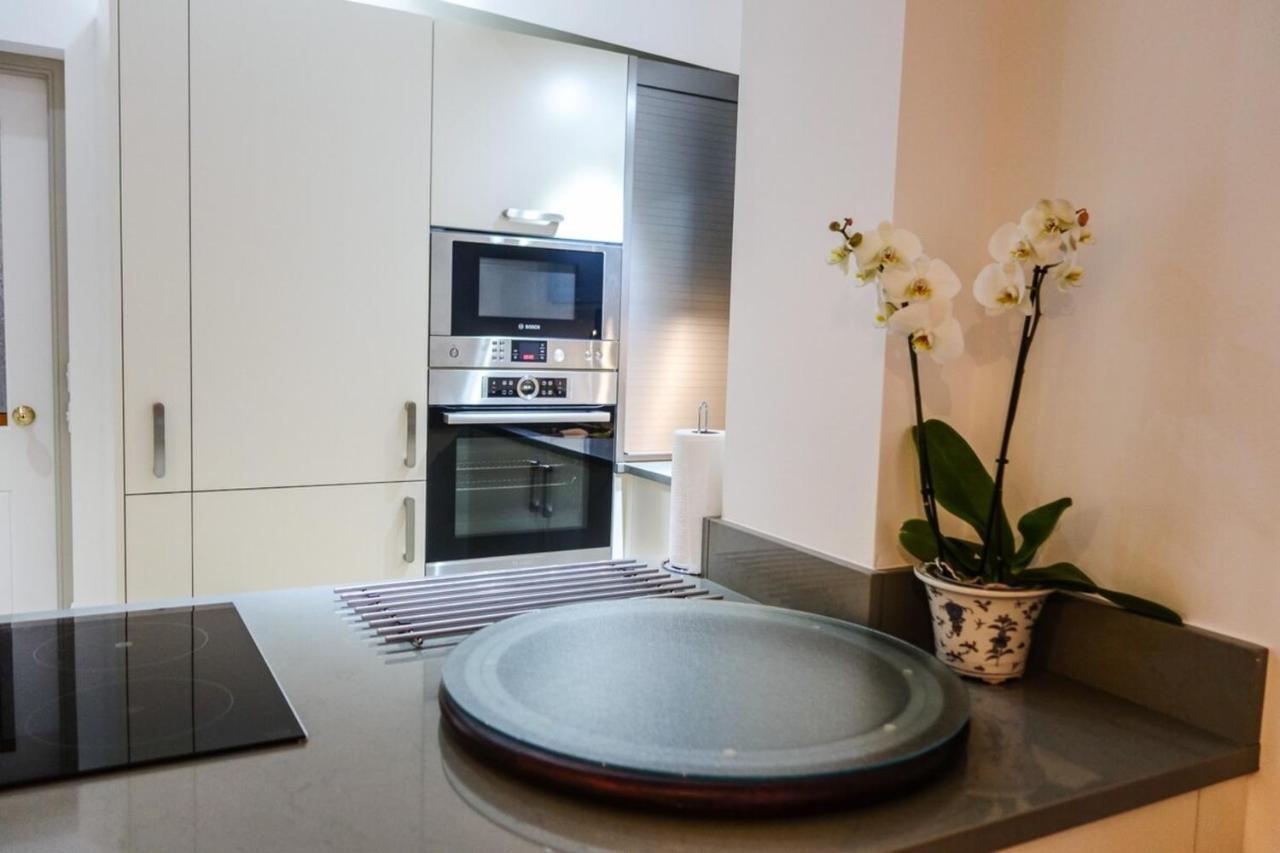 Quiet Ground Floor Mews Flat And Parking Edimburgo Exterior foto