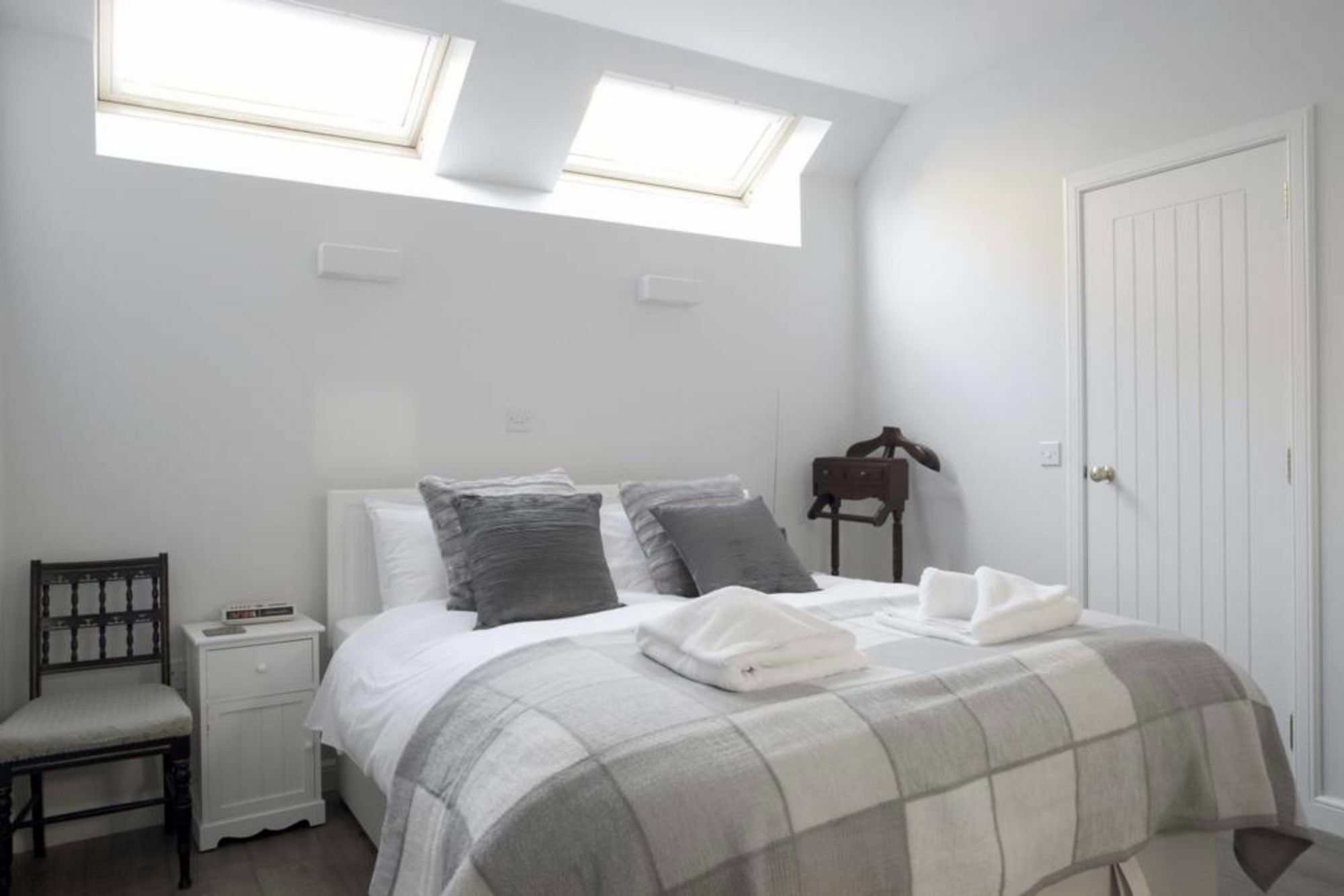 Quiet Ground Floor Mews Flat And Parking Edimburgo Exterior foto